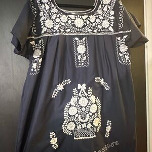 Liliana Cruz Navy Tunic with White Embroidery